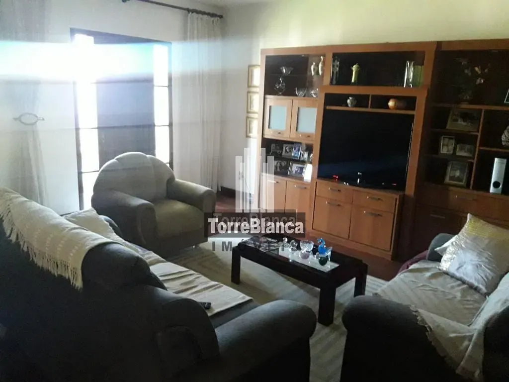 Casa, 4 quartos, 226 m² - Foto 4