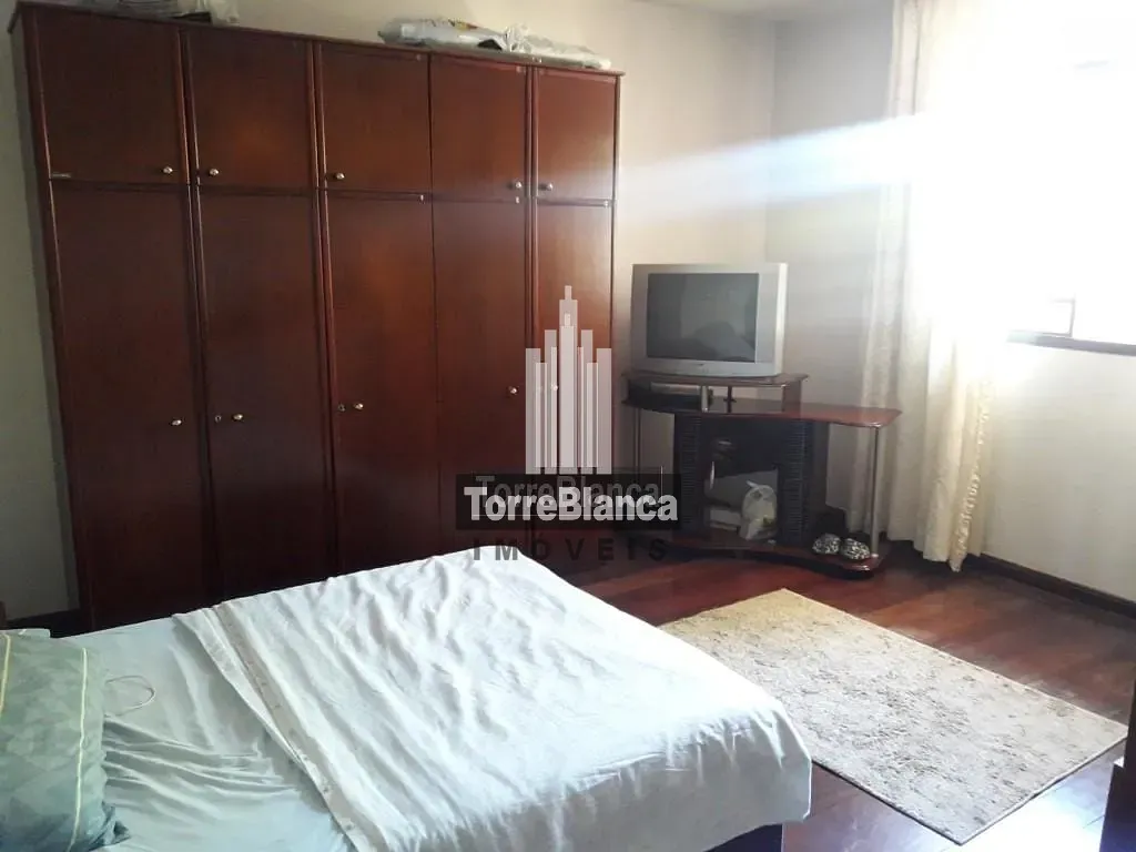 Casa, 4 quartos, 226 m² - Foto 9