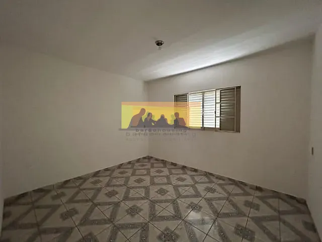 Casa com 275m² 2 quartos e 3 banheiros, à venda, no bairro Barão Geraldo em Campinas