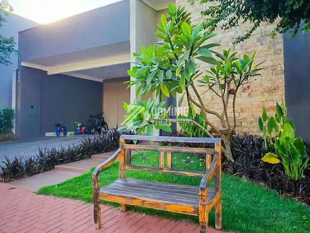 Casa com 175m² 3 quartos e 4 banheiros, à venda, no bairro Estância dos Ipês em Uberaba