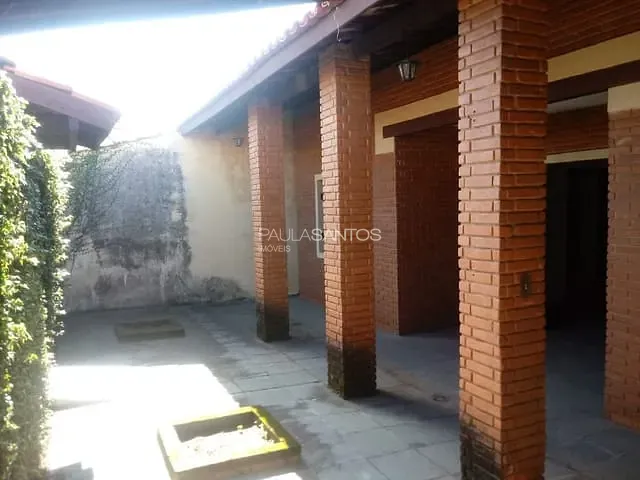 Casa com 220m² 3 quartos e 2 banheiros, à venda, no bairro Parque Bela Vista em Votorantim