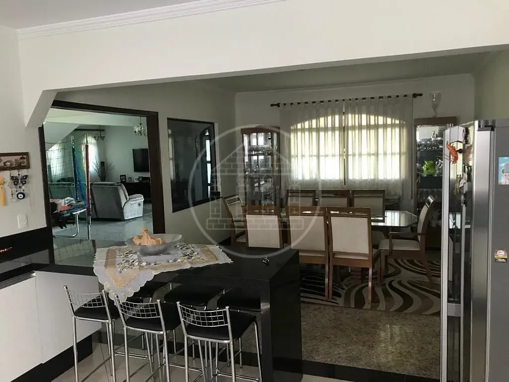 Casa, 4 quartos, 300 m² - Foto 21