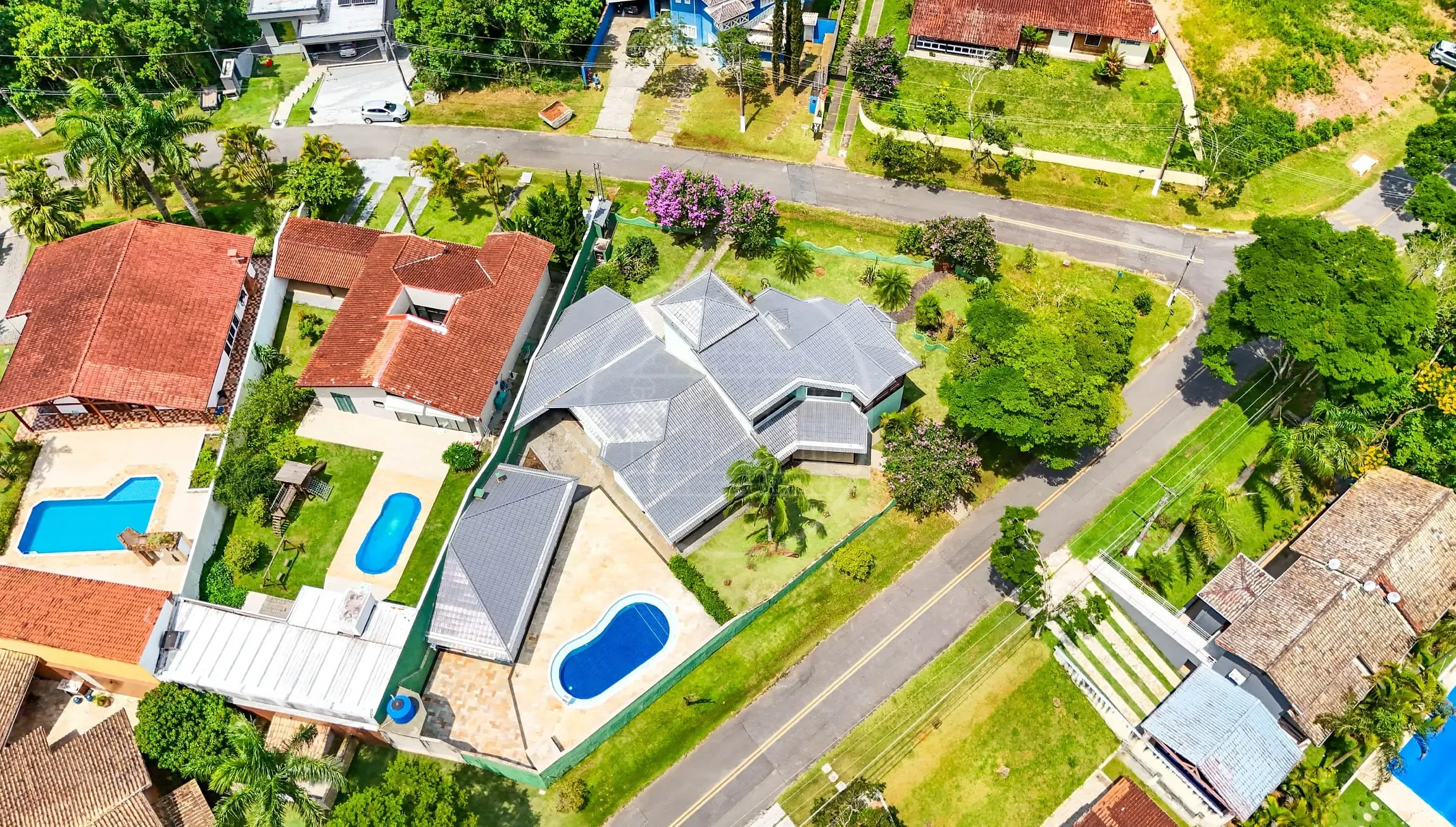 Casa, 4 quartos, 300 m² - Foto 33