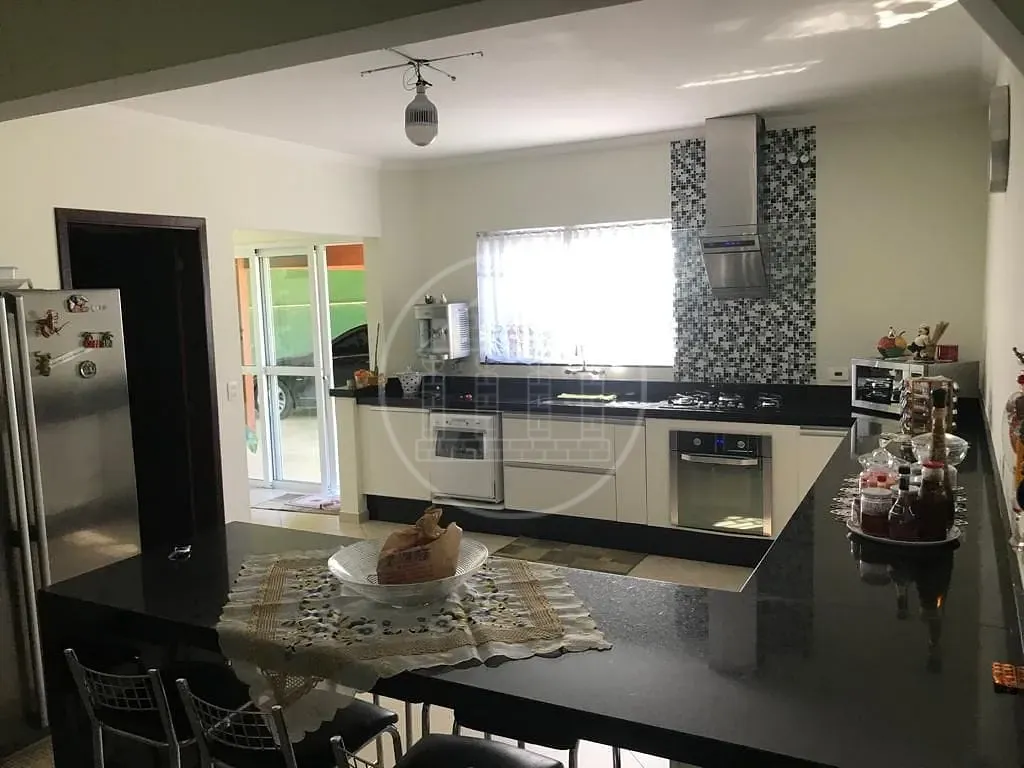 Casa, 4 quartos, 300 m² - Foto 23