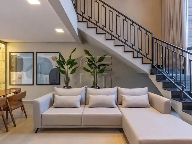 Casa com 250m² 4 quartos e 5 banheiros, à venda, no bairro Jardim Montecatini em Londrina