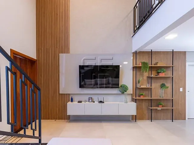 Casa com 250m² 4 quartos e 5 banheiros, à venda, no bairro Jardim Montecatini em Londrina