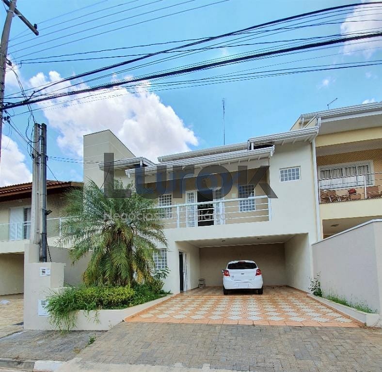 Casa, 3 quartos, 200 m² - Foto 1