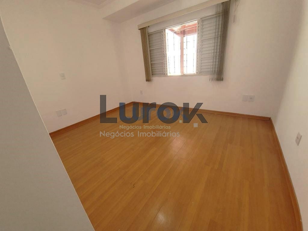Casa, 3 quartos, 200 m² - Foto 12