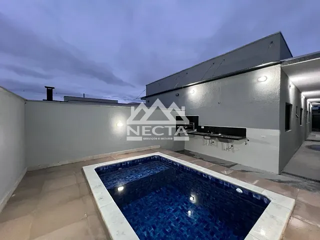 Casa com 150m² 3 quartos e 2 banheiros, à venda, no bairro Golfinhos em Caraguatatuba