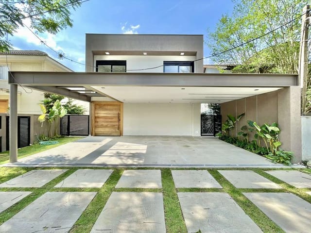 Casa com 363m² 4 quartos e 5 banheiros, à venda, no bairro São Paulo II em Cotia