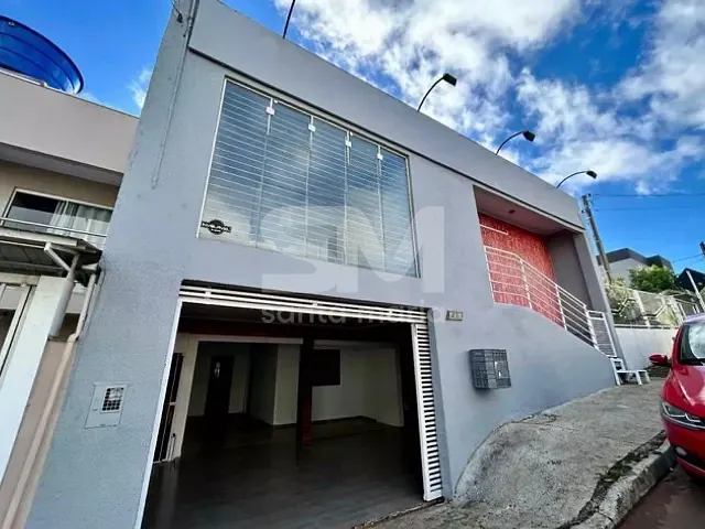 Casa com 200m² 3 quartos e 2 banheiros, à venda, no bairro Líder em Chapecó