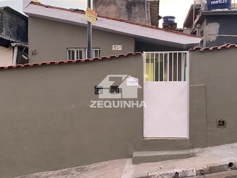 Casa para alugar com 1 quarto, 40m² - Foto 1