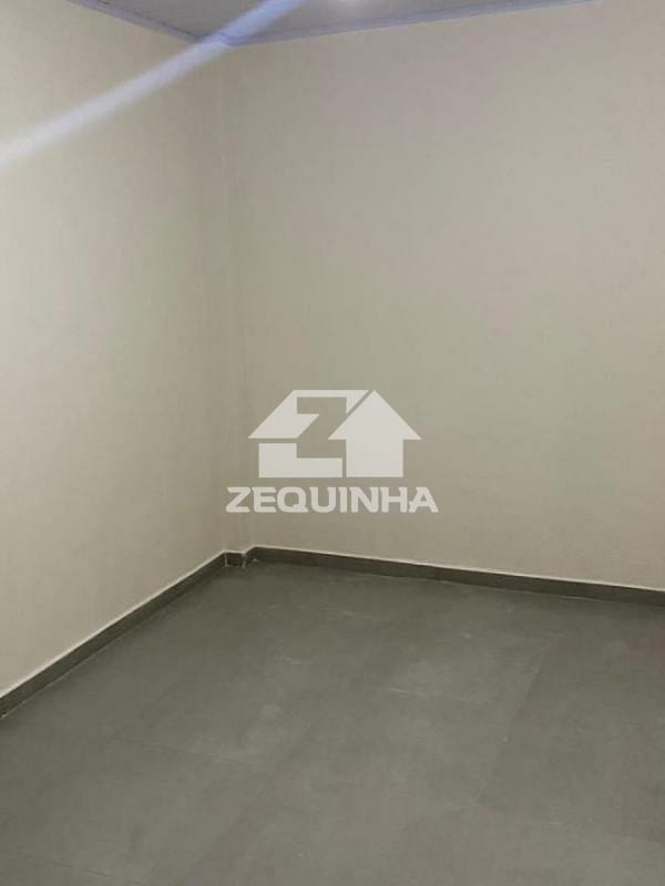 Casa para alugar com 1 quarto, 40m² - Foto 3