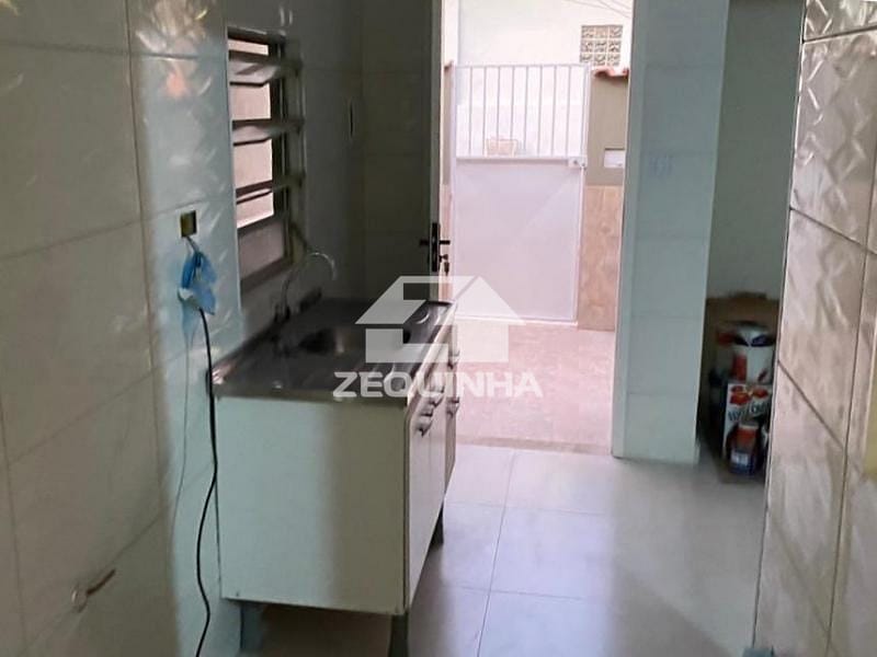 Casa para alugar com 1 quarto, 40m² - Foto 5