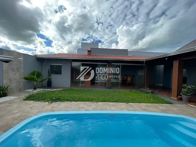 Casa com 336m² 3 quartos e 4 banheiros, à venda, no bairro Jardim São Bento em Uberaba