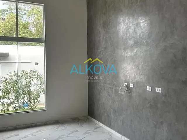 Casa com 210m² 3 quartos e 2 banheiros, à venda, no bairro Jardim das Gaivotas em Caraguatatuba