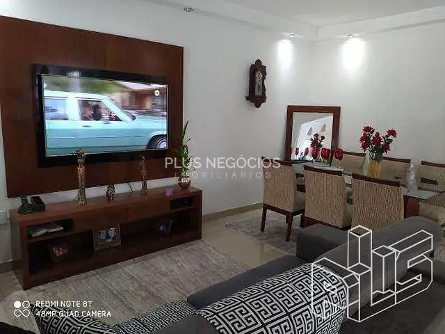 Casa 3 quartos e 3 banheiros, à venda, no bairro Vila Barcelona em Sorocaba