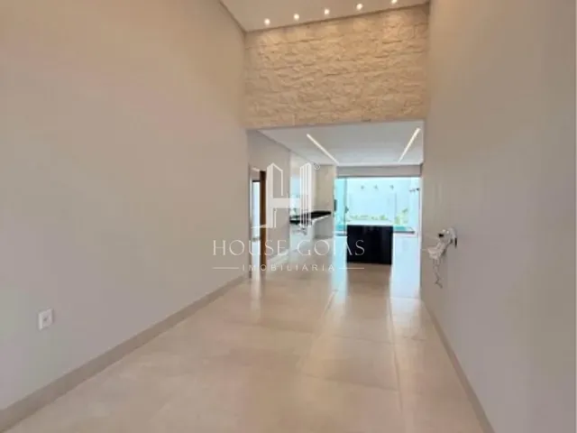 Casa com 216m² 3 quartos e 3 banheiros, à venda, no bairro Residencial Recreio Panorama em Goiânia