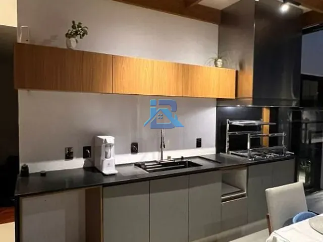 Casa com 407m² 3 quartos e 1 banheiro, à venda, no bairro Bairro Itapema em Itatiba