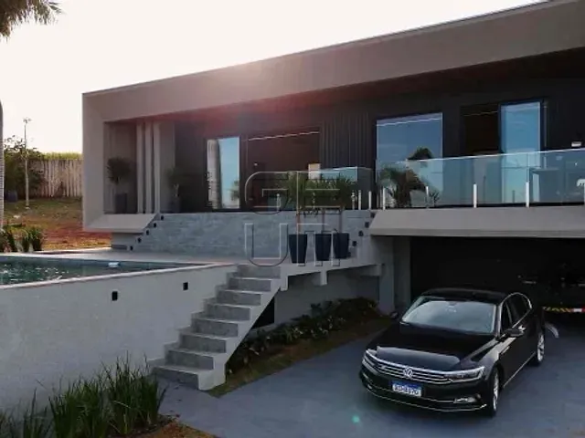 Casa com 1600m² 4 quartos e 3 banheiros, à venda, no bairro Condominio Porto das Aguas em Porecatu