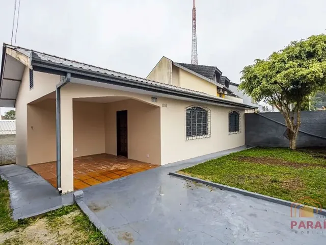 Casa com 200m² 2 quartos e 1 banheiro, para alugar, no bairro Vista Alegre em Curitiba