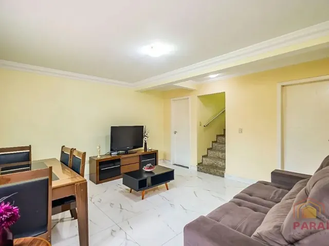 Casa com 200m² 2 quartos e 1 banheiro, para alugar, no bairro Vista Alegre em Curitiba