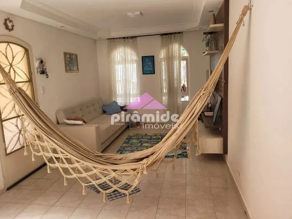 Casa, 4 quartos, 134 m² - Foto 2