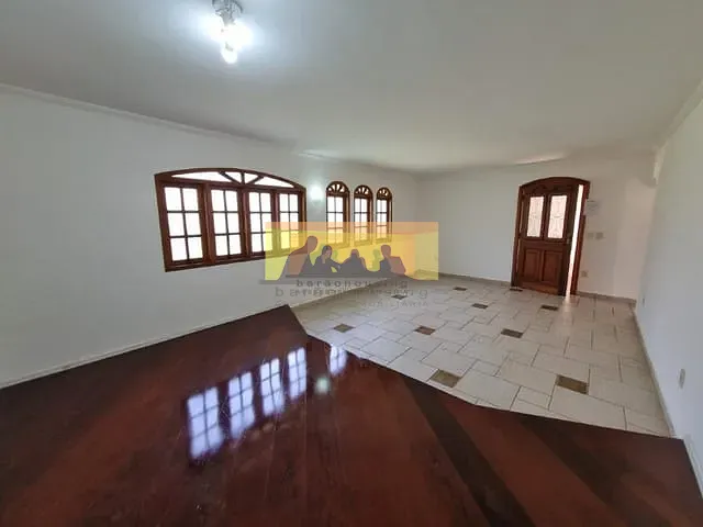 Casa com 400m² 3 quartos e 3 banheiros, à venda, no bairro Cidade Universitária II em Campinas