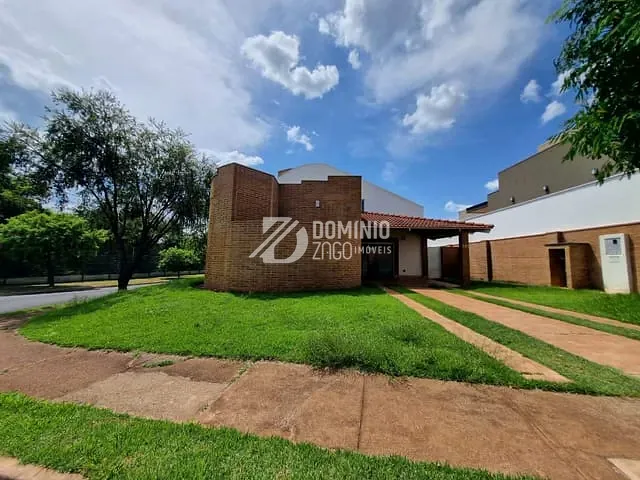 Casa com 411m² 4 quartos e 3 banheiros, à venda, no bairro Damha Residencial Uberaba I em Uberaba
