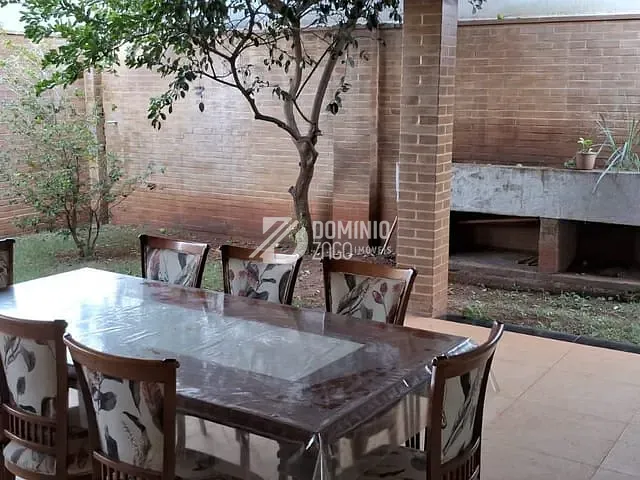 Casa com 411m² 4 quartos e 3 banheiros, à venda, no bairro Damha Residencial Uberaba I em Uberaba