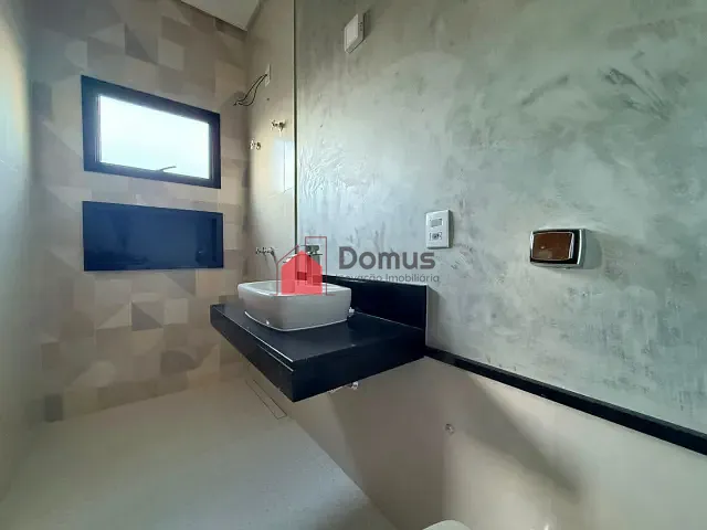 Casa com 264m² 3 quartos e 4 banheiros, à venda, no bairro Parque das Nações em Pindamonhangaba