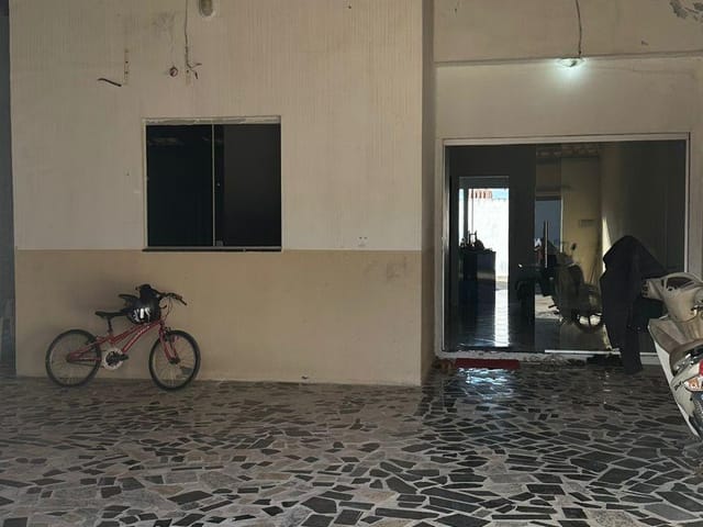 Casa com 200m² 2 quartos e 2 banheiros, à venda, no bairro Jardim liberdade em Teixeira de Freitas