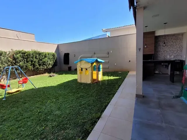 Casa à venda, no bairro Dom Pedro em Londrina