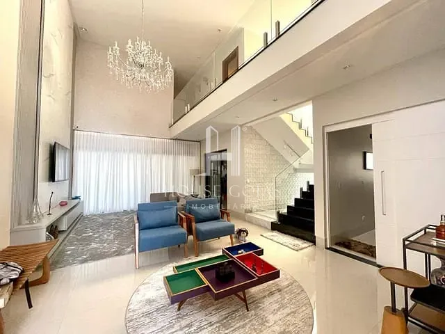 Casa com 432m² 3 quartos e 4 banheiros, à venda, no bairro Jardins Madri em Goiânia
