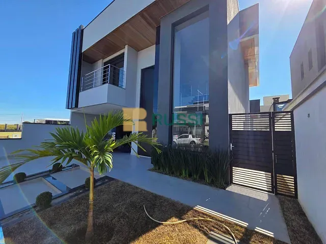 Casa com 250m² 4 quartos e 4 banheiros, à venda, no bairro Parque Nova Esperança em São José dos Campos