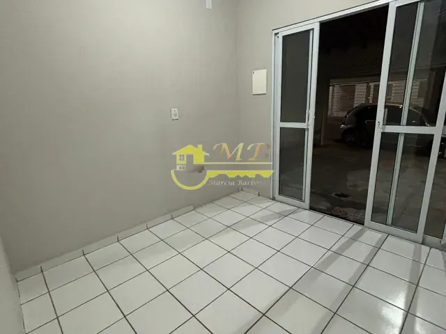 Casa 2 quartos e 1 banheiro, para alugar, no bairro Loteamento Residencial Porto Seguro em Campinas
