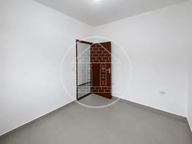 Casa com 250m² 1 quarto e 1 banheiro, para alugar, no bairro Jardim Iporanga em São Paulo
