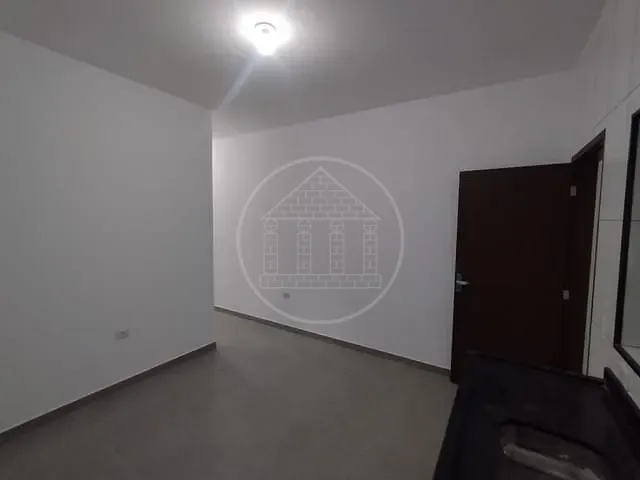 Casa com 250m² 1 quarto e 1 banheiro, para alugar, no bairro Jardim Iporanga em São Paulo