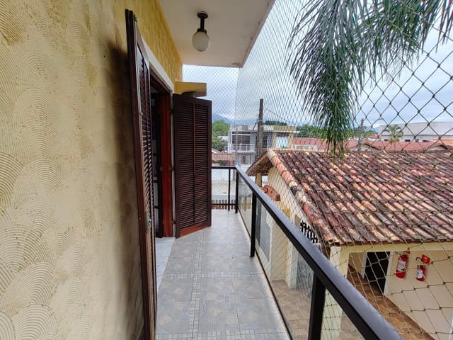 Casa 3 quartos e 1 banheiro, à venda, no bairro Maitinga em Bertioga