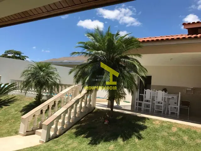 Casa com 1000m² 3 quartos e 1 banheiro, à venda, no bairro Jardim Santa Rosa em Itatiba