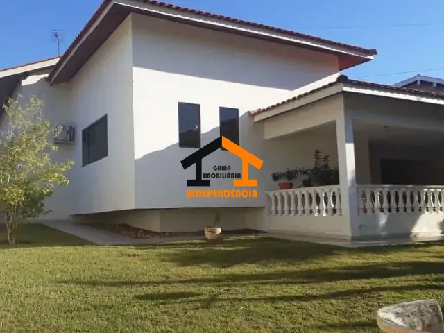 Casa com 1000m² 3 quartos e 1 banheiro, à venda, no bairro Jardim Santa Rosa em Itatiba