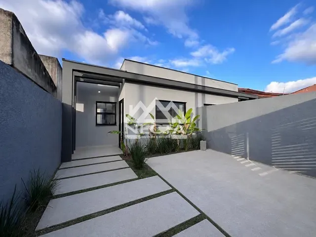 Casa com 143m² 2 quartos e 2 banheiros, à venda, no bairro Pontal de Santa Marina em Caraguatatuba