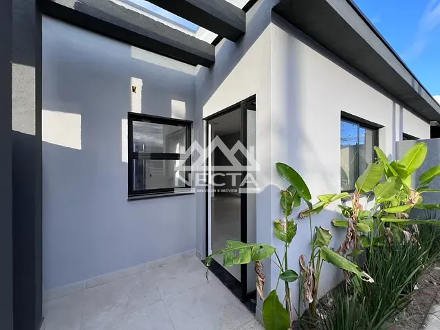Casa com 143m² 2 quartos e 2 banheiros, à venda, no bairro Pontal de Santa Marina em Caraguatatuba