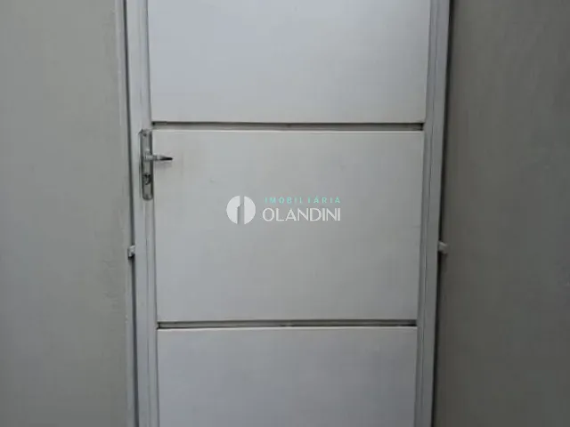 Casa com 60m² 1 quarto e 1 banheiro, para alugar, no bairro Josephim Tagliari em Artur Nogueira