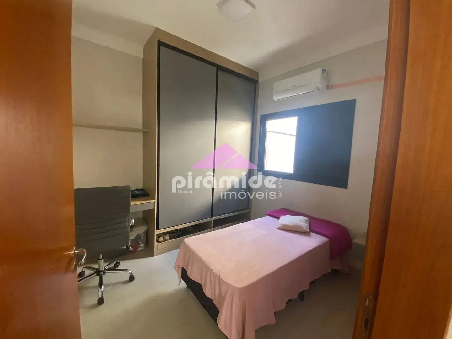 Casa, 3 quartos, 200 m² - Foto 10