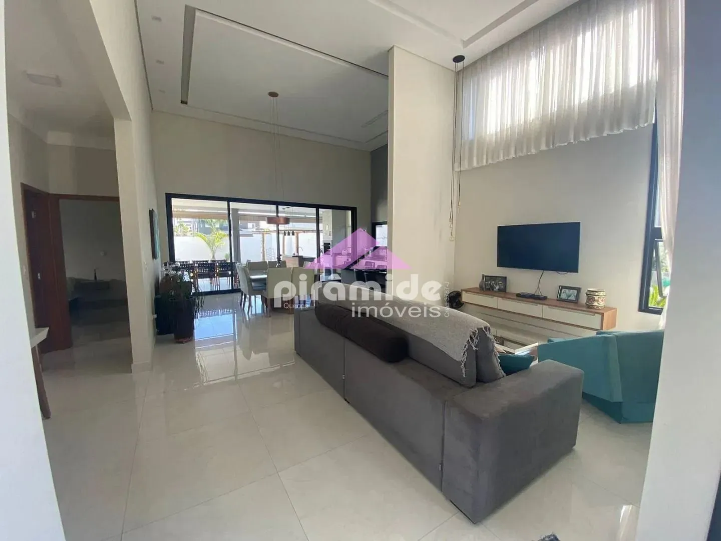 Casa, 3 quartos, 200 m² - Foto 3