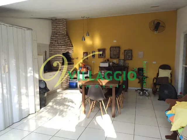 Casa com 200m² 3 quartos e 2 banheiros, à venda, no bairro Roseiral em São José do Rio Preto
