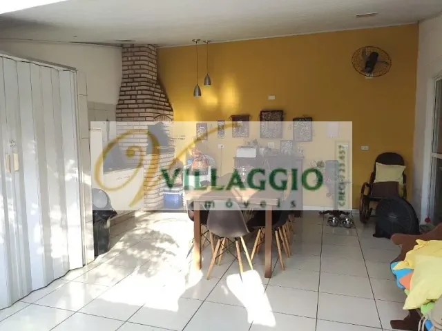 Casa com 200m² 3 quartos e 2 banheiros, à venda, no bairro Roseiral em São José do Rio Preto