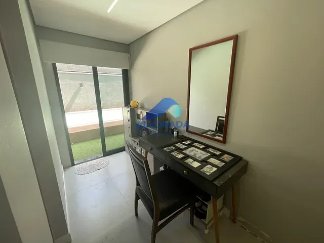 Casa com 350m² 3 quartos e 3 banheiros, à venda, no bairro Jardim Alvorada em São José dos Campos