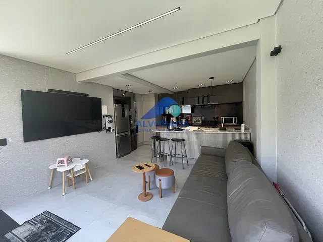 Casa com 350m² 3 quartos e 3 banheiros, à venda, no bairro Jardim Alvorada em São José dos Campos